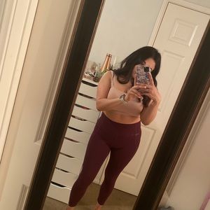 Meet your Posher, Monique